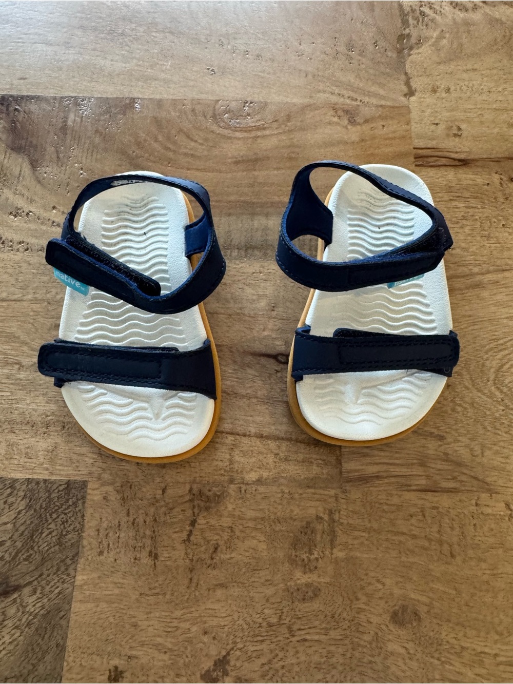 NATIVE unisex Charley regetta Sandals Toddler SIZE C5 beach summer